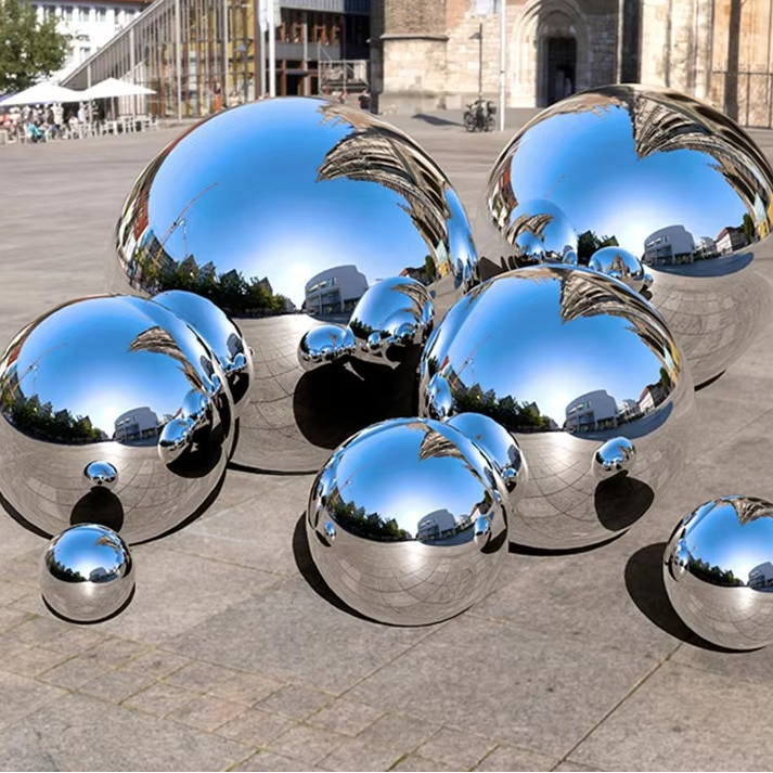 Brilliant Reflective Spheres for Your Garden Oasis