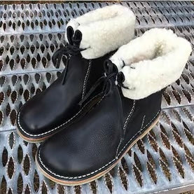 Heritage Waterproof Leather Boots with Cozy Wool Lining