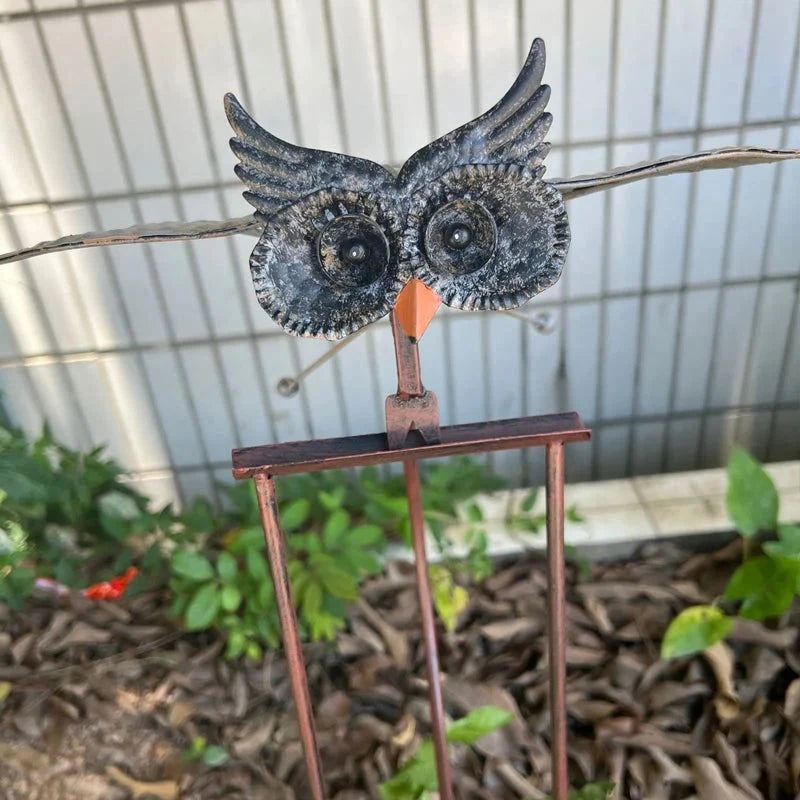 Whimsical Windcatcher: Artistic Outdoor Bird Decor