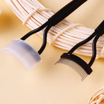 Curved Eyelash Comb Tool for Clump-Free Separation and Application
