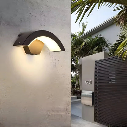 Motion-Activated Outdoor Wall Light with Energy Efficiency – Sturdy Design for Safety