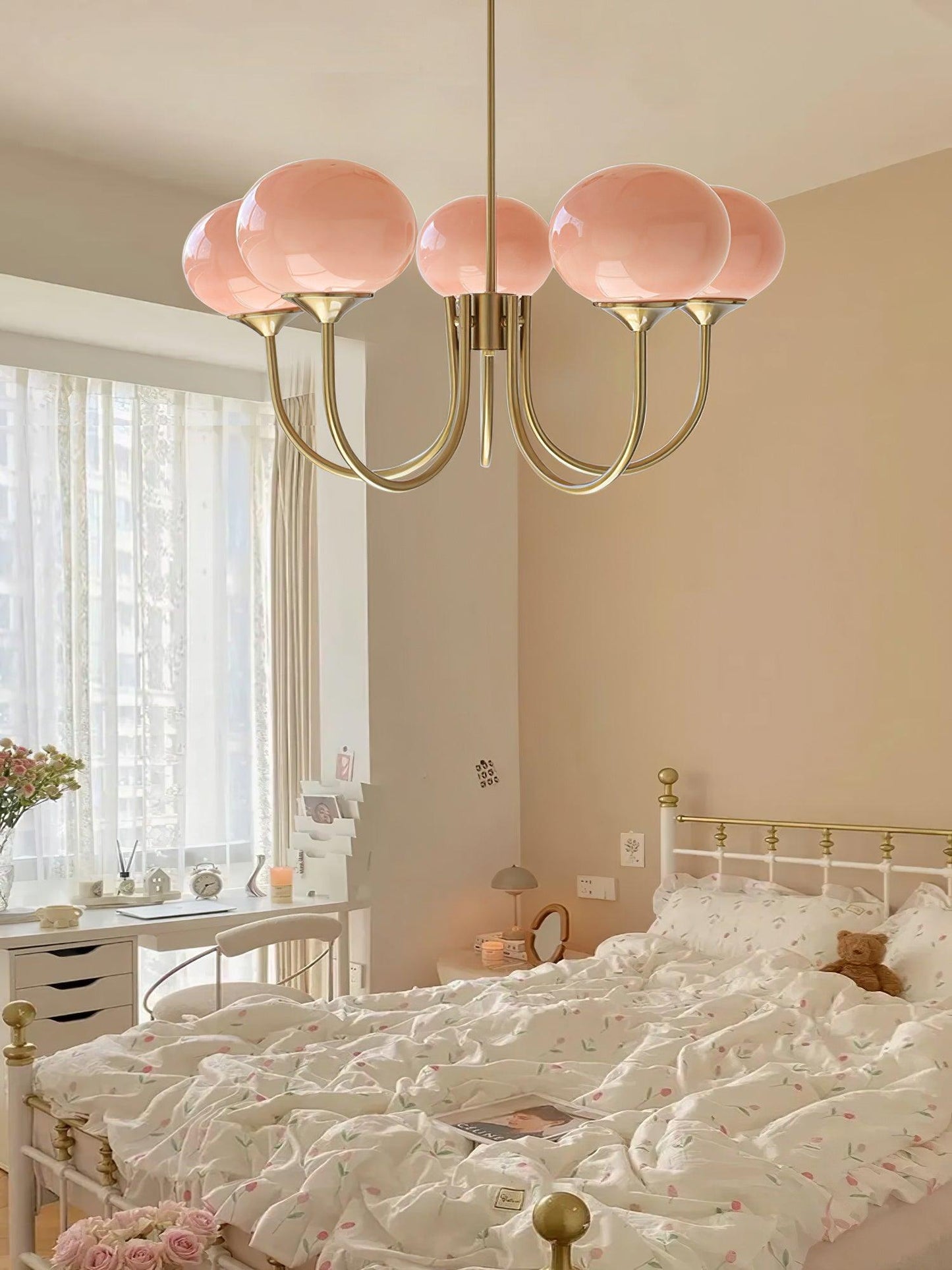 Minimalist Chandelier for Industrial Style Decor