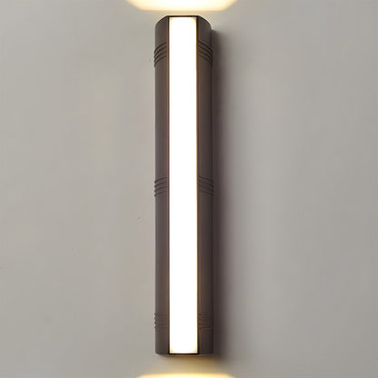 Outdoor Wall Light with LED – Adjustable Minimalist Design