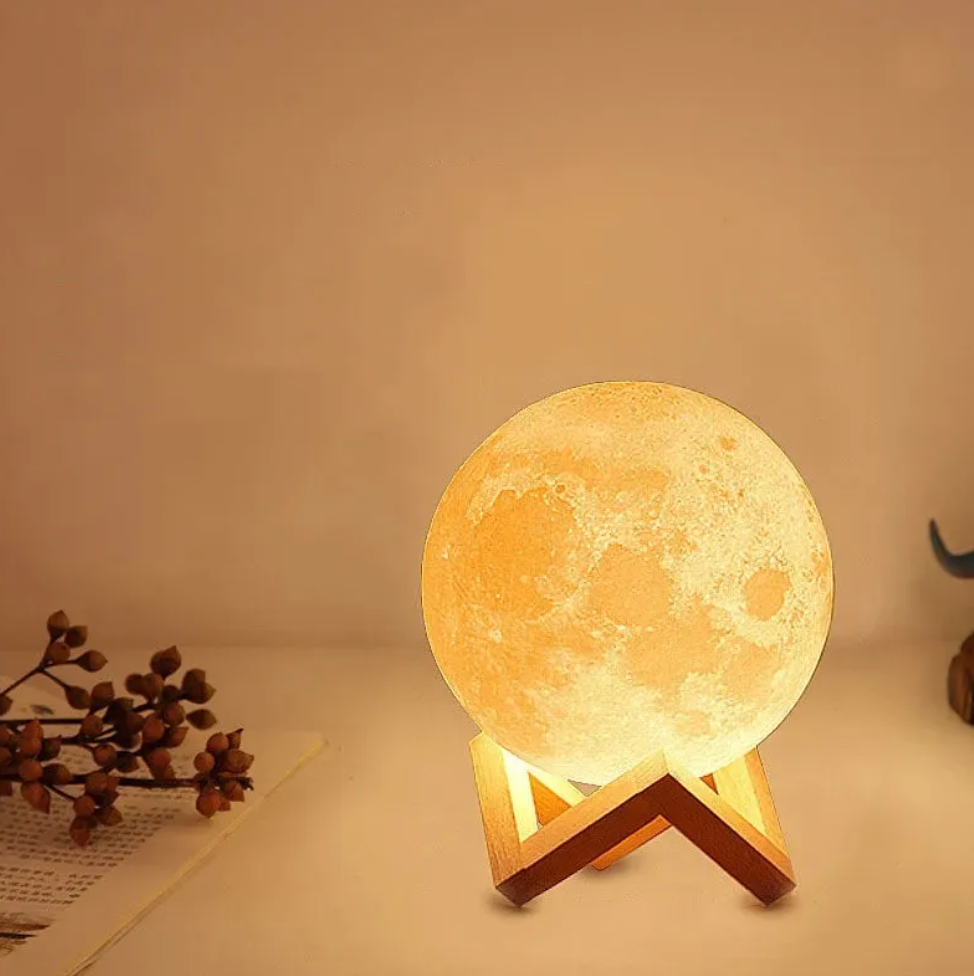Moon-Shaped Table Lamp in Japandi Style