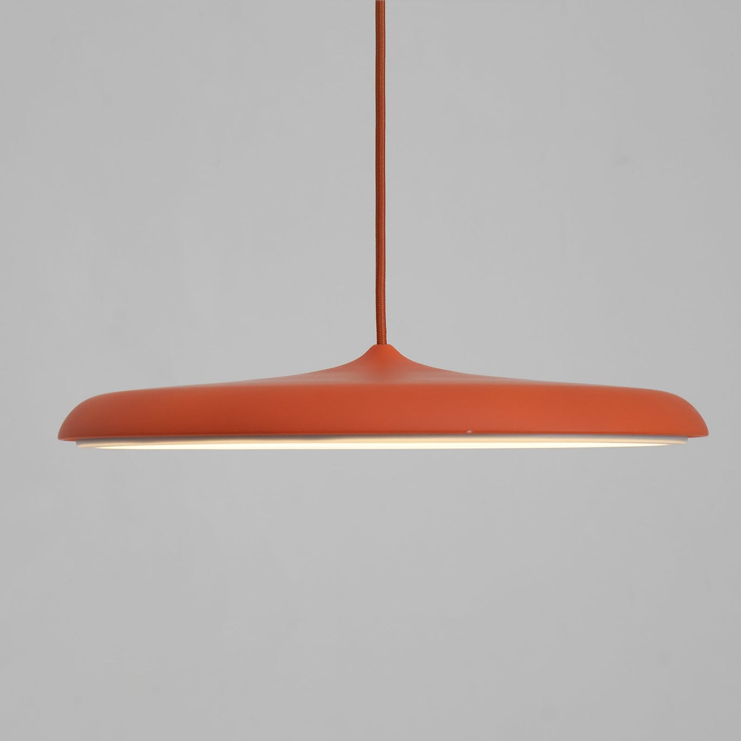 Adjustable Pendant Light in Coastal Transitional Style