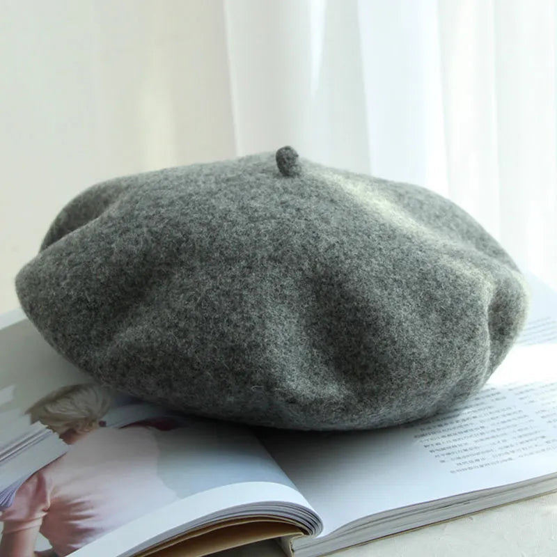 Classic Wool Beret Hat with Stretchy Fit - Stylish Winter Accessory