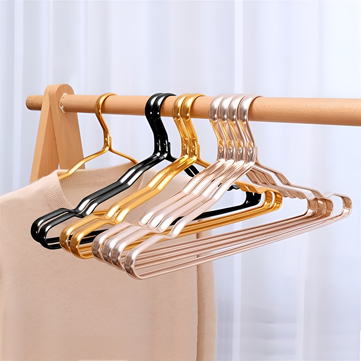 Durable Metal Clothes Hangers – Non-Slip Wardrobe Organizer for All Apparel