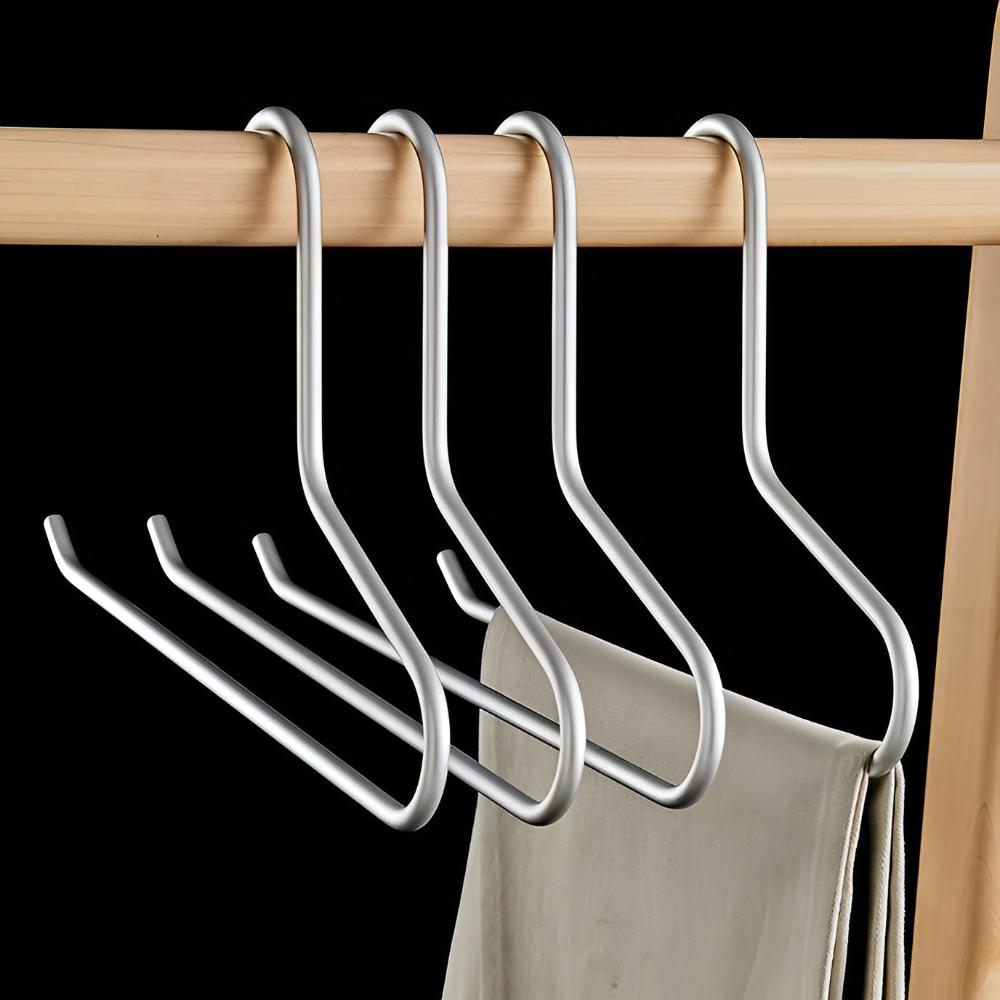 Set of 5 Non-Slip Metal Hangers for Organized and Stylish Closets