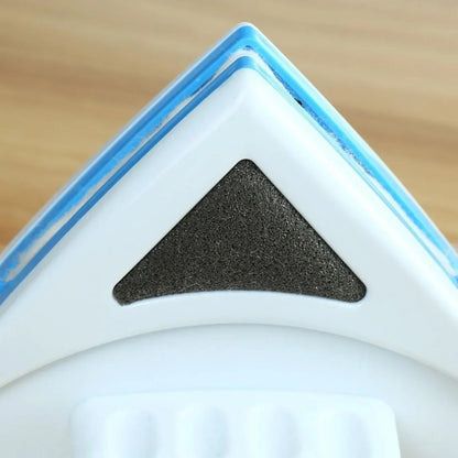 Dual-Sided Magnetic Window Cleaner with Microfiber Pads for Synchronized Cleaning