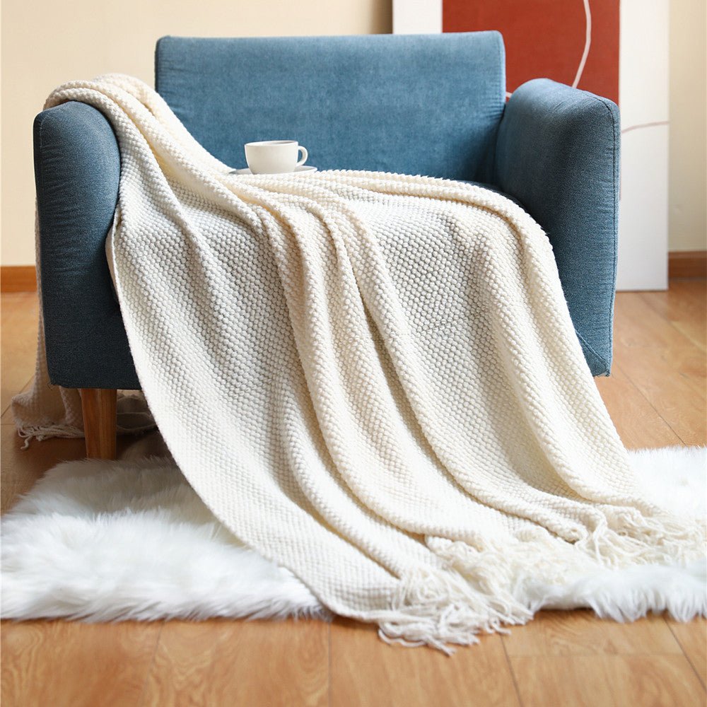 Cozy Knitted Throw Blanket – Soft for Year-Round Use in Living Room or Bedroom