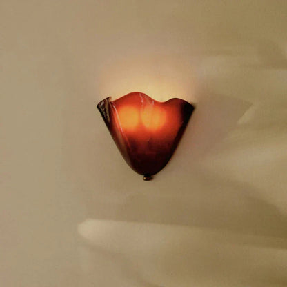 LED Wall Light in Art Deco Shell Design