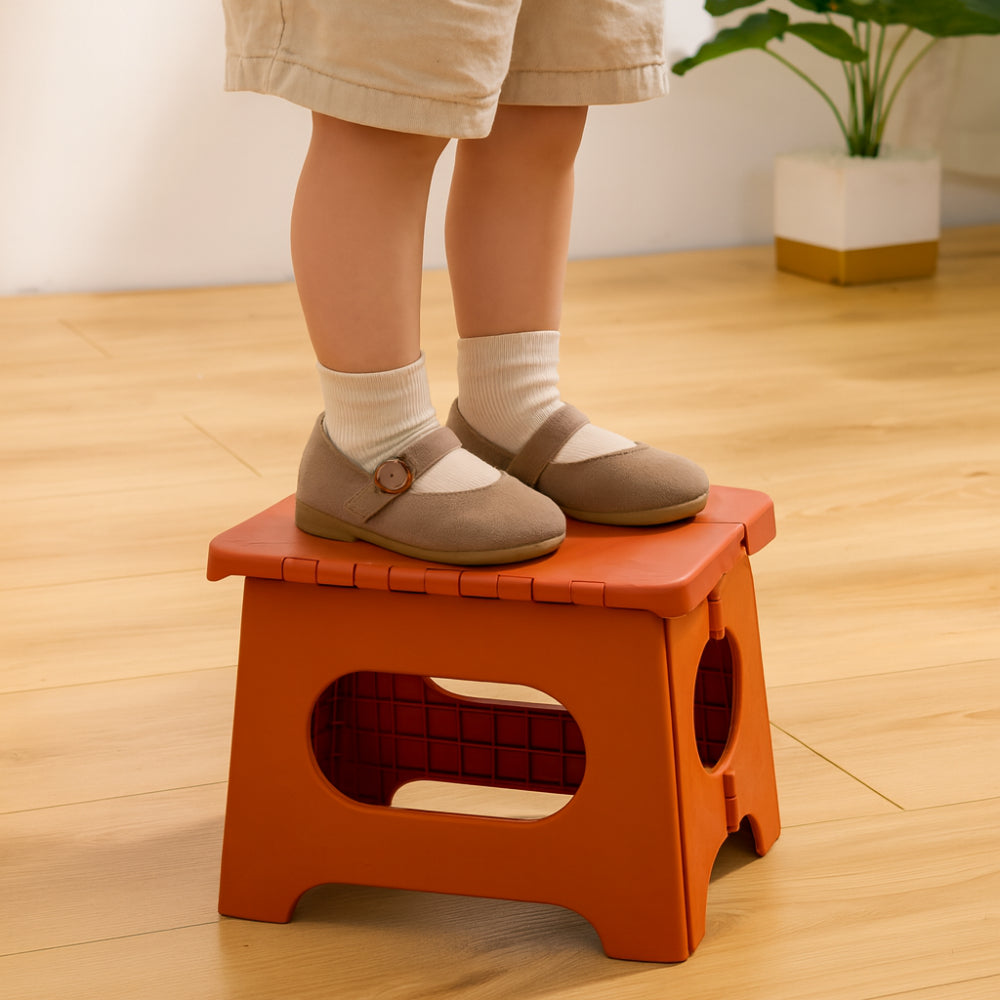 Lightweight Folding Step Stool with Handle for Convenient Access