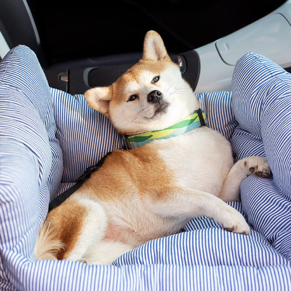 Cozy Dog Travel Bed with Adjustable Safety Features for Daily Use
