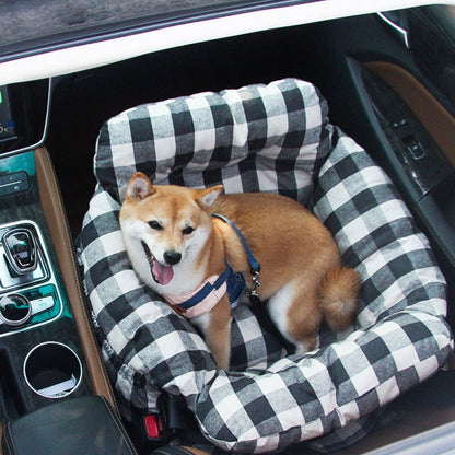 Cozy Dog Travel Bed with Adjustable Safety Features for Daily Use