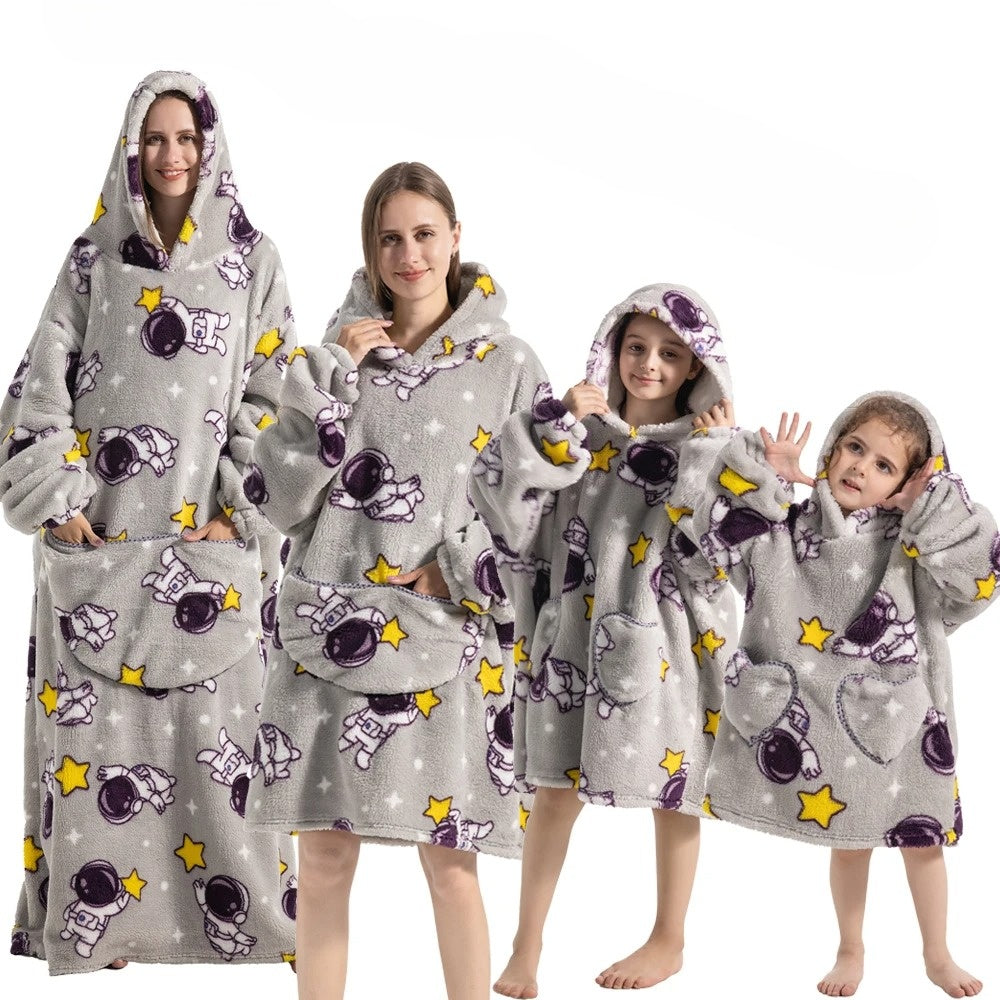Snug & Stylish Pumpkin-Themed Hoodie Blanket