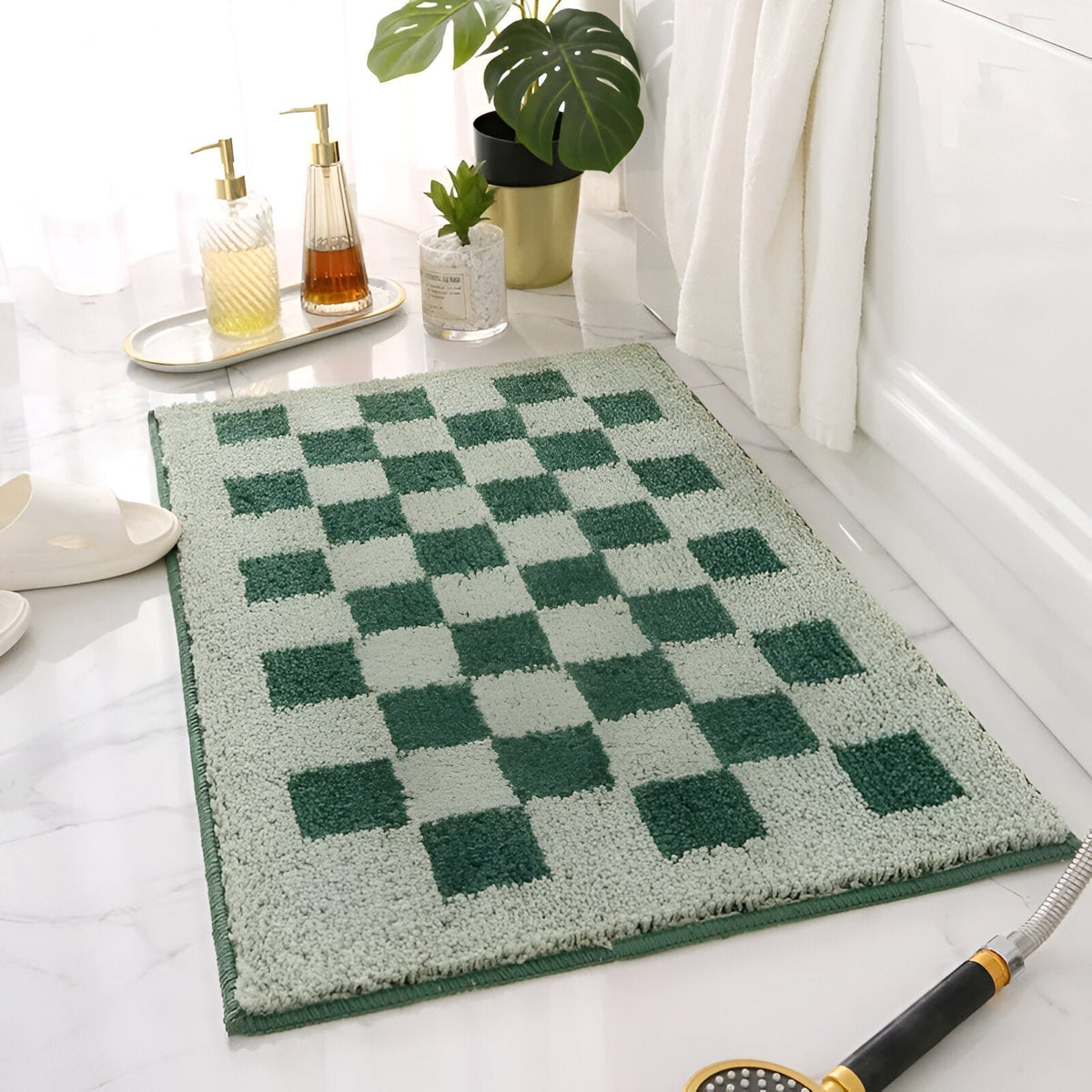 Stylish Microfiber Bath Mat with Monochrome Check Design