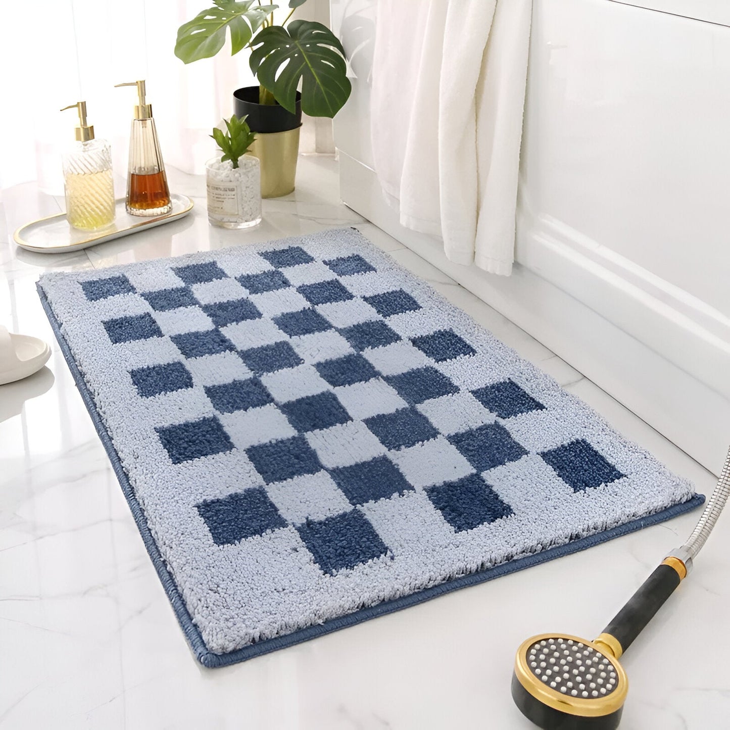 Stylish Microfiber Bath Mat with Monochrome Check Design