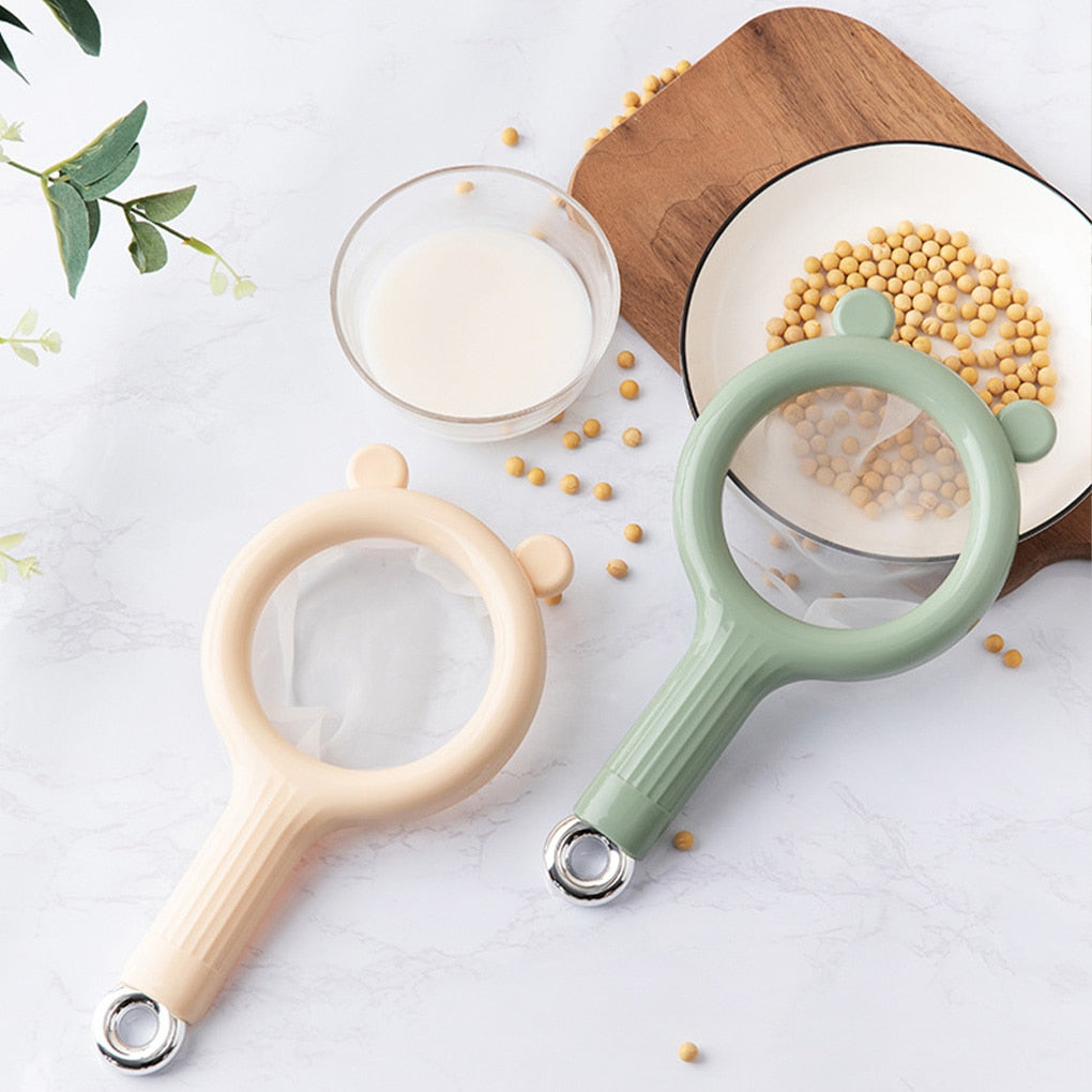 Versatile Kitchen Strainer with Quick-Change Mesh Screens