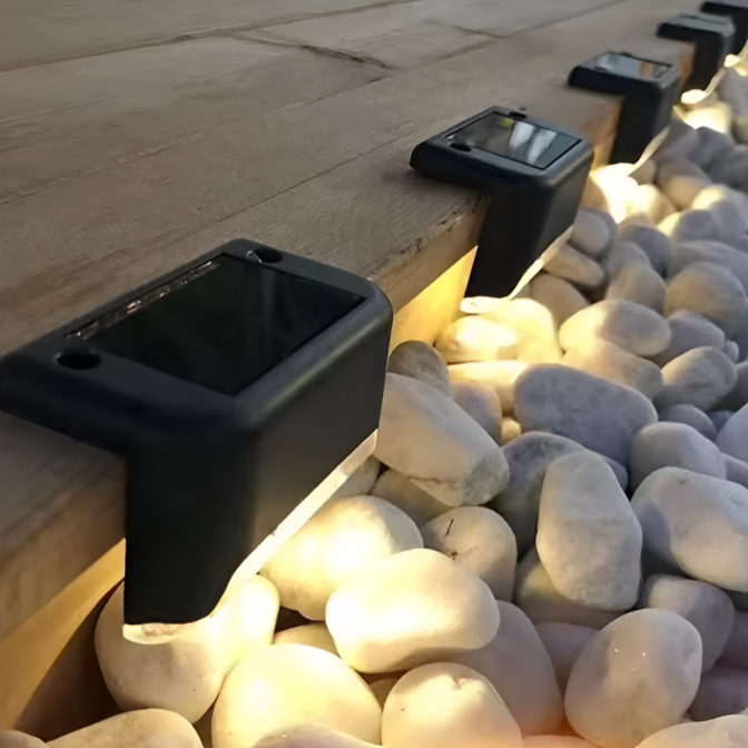 Outdoor Solar Lights for Fences and Railings