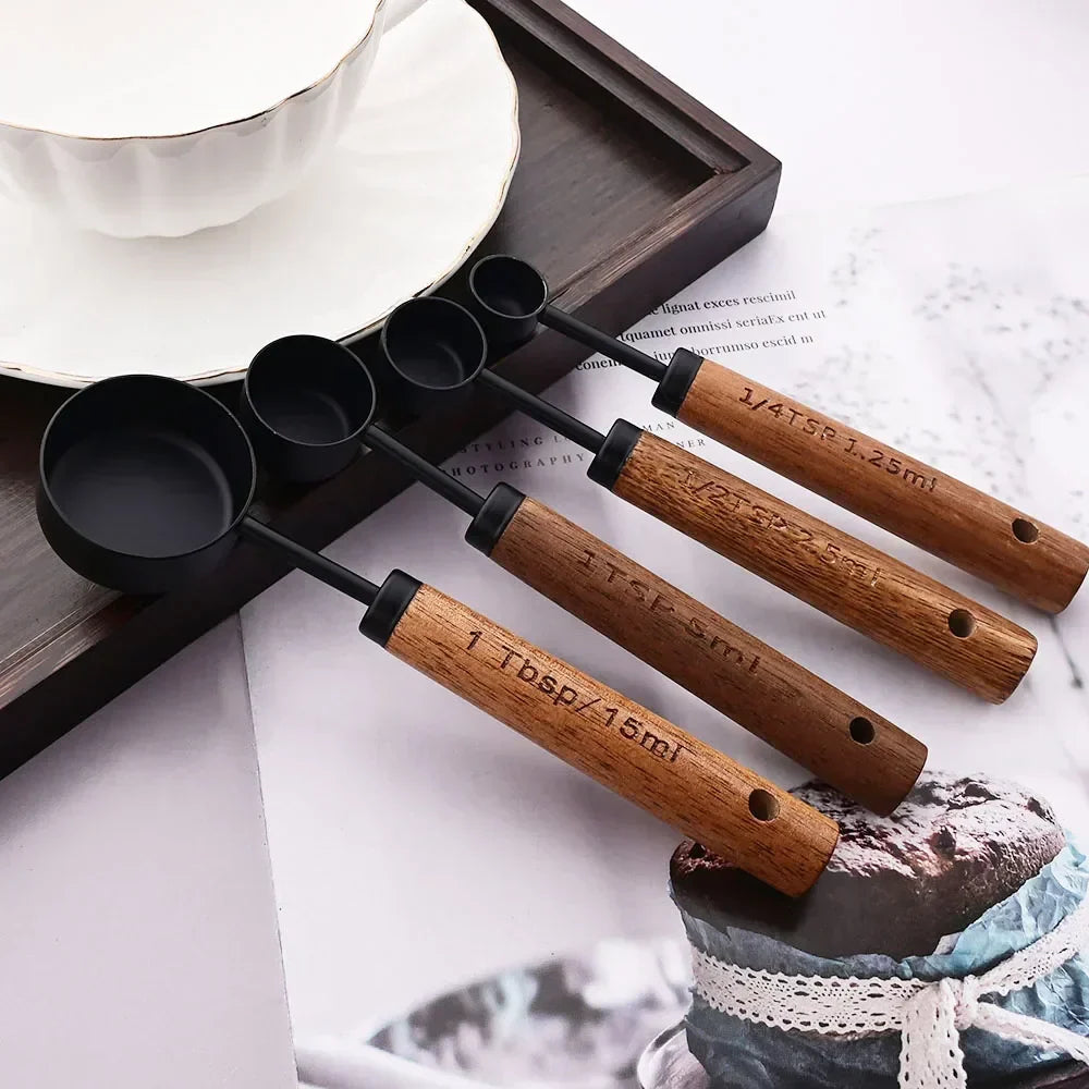 Precision Measuring Set with Wooden Handles – 8-Piece Collection