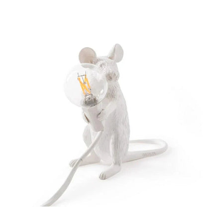 Unique Mouse-Shaped Table Lamp with Warm Light - Playful Decor for Creative Areas