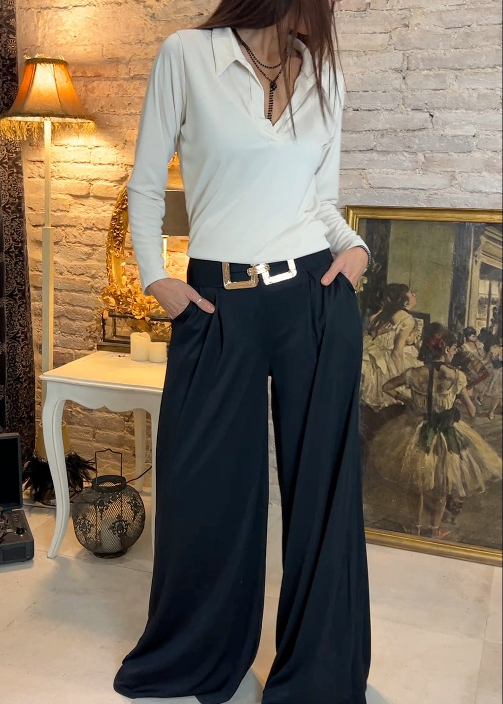 Chic V-Neck Polo Top with Short Sleeves for Women