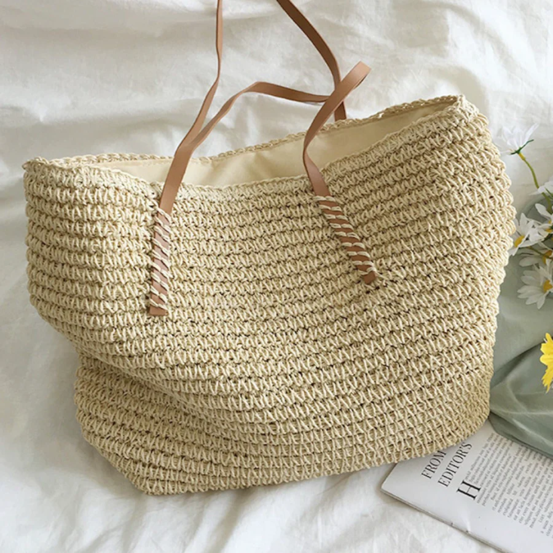Large Handbag with Durable Shoulder Strap for Chic Organization
