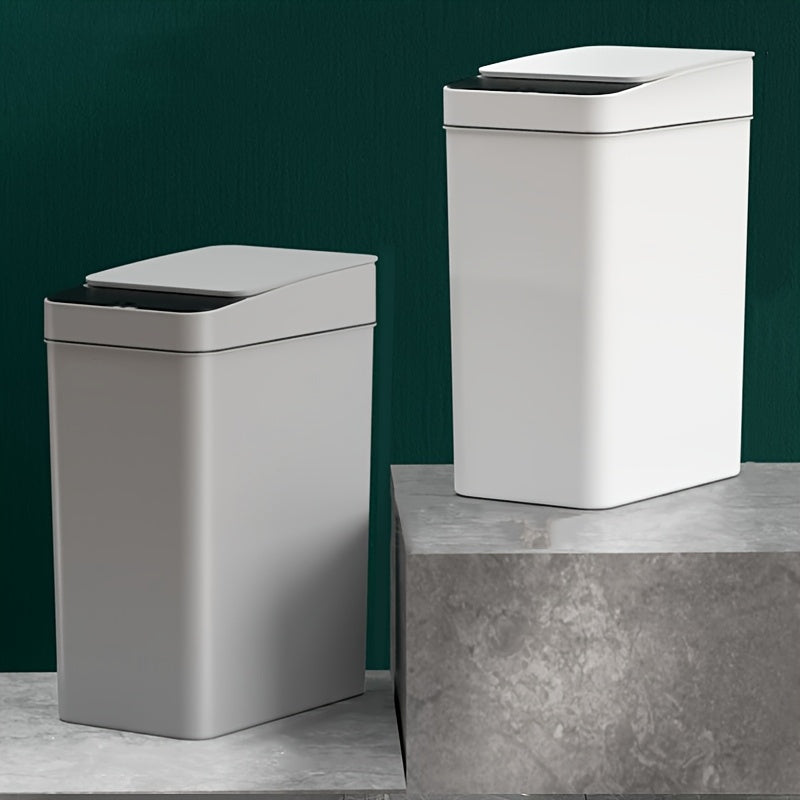 11L Touchless Trash Can for Easy Cleanliness