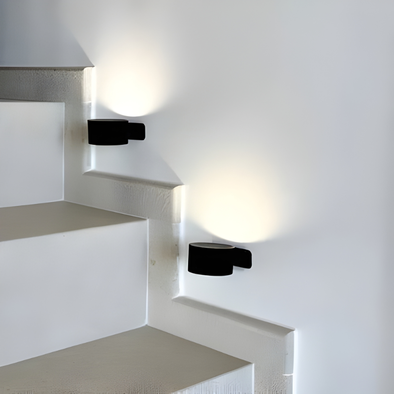 Versatile Wireless Wall Lamp with 360° Adjustability and Touch Controls