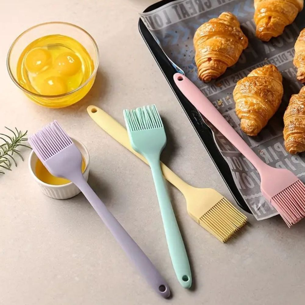 Silicone Spatula Set with Ergonomic Handle – Baking Essential Tools
