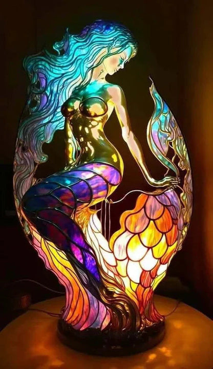 Artistic Lamp with Stained Glass and Unique Animal Designs for Cozy Lighting