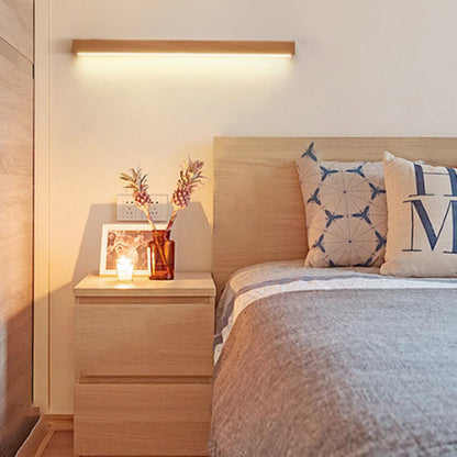 Modern Solid Wood LED Wall Sconce Light - Elegant Design