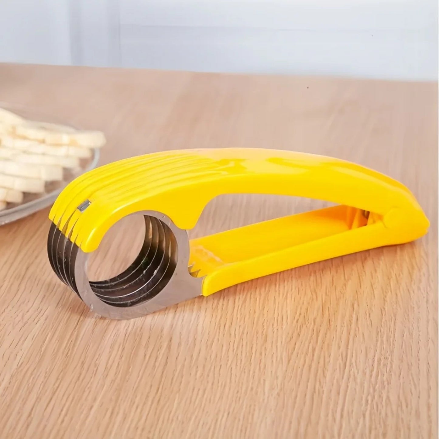 Effortless Fruit & Veggie Slicer with Innovative Handle Design