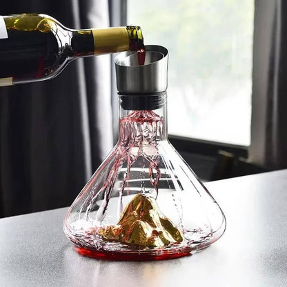 Elevate Your Wine Experience with a 1.5 Quart Aerating Carafe