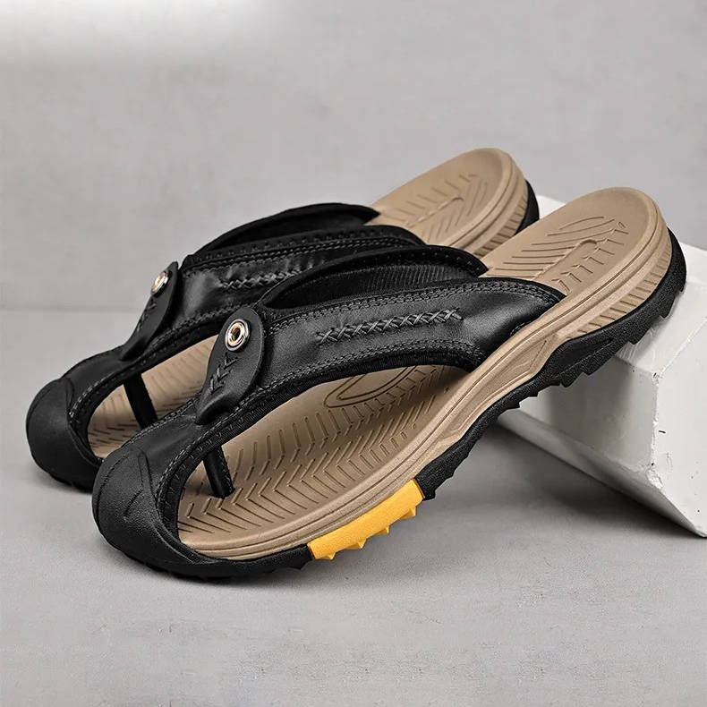 Lightweight Closed Toe Flip Flops for Men – Water Resistant Beach Sandals, Sizes 6.5 to 10.5