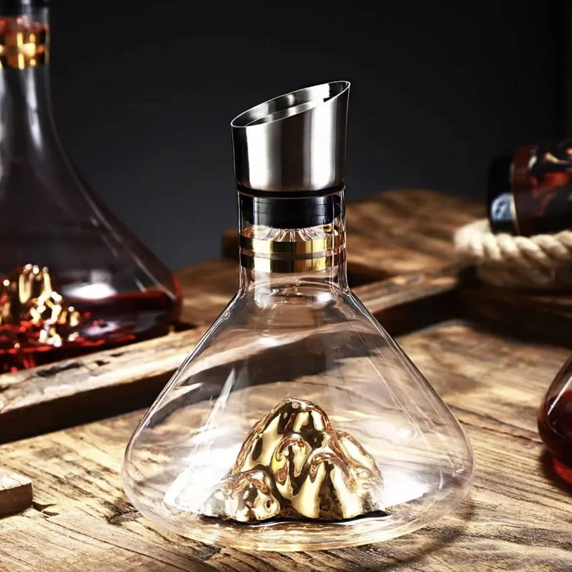 Elevate Your Wine Experience with a 1.5 Quart Aerating Carafe