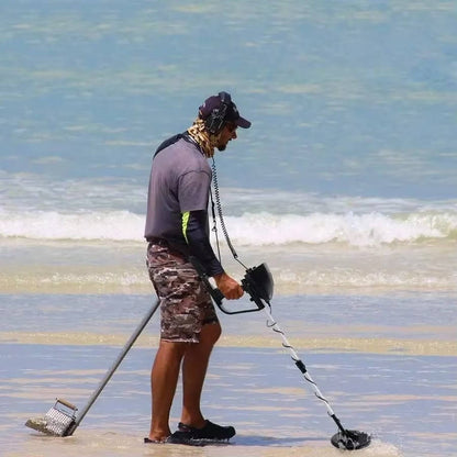 Treasure Hunter Pro: Waterproof Metal Detector with Two Modes