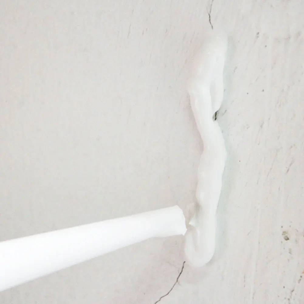 Quick Wall Repair Kit with Scraper and Sanding Tool