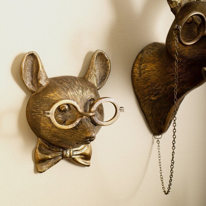Whimsical Animal Head Wall Art for Vibrant Interiors