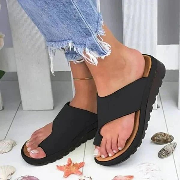 Ergonomic Sandals for Optimal Foot Alignment and Comfort