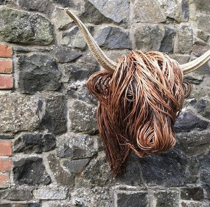 Handcrafted Highland Cattle Head Wall Art – Rustic Wall Sculpture 24.8 x 20.9 in