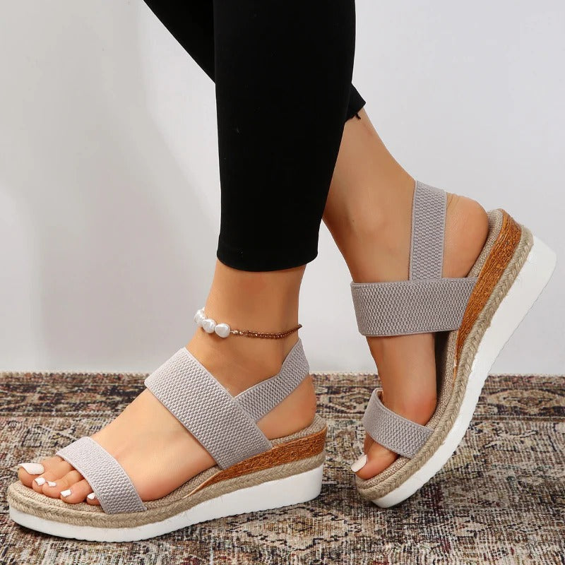 Adjustable Strap Sandals for Women - Cushioned Comfort for Wide Feet