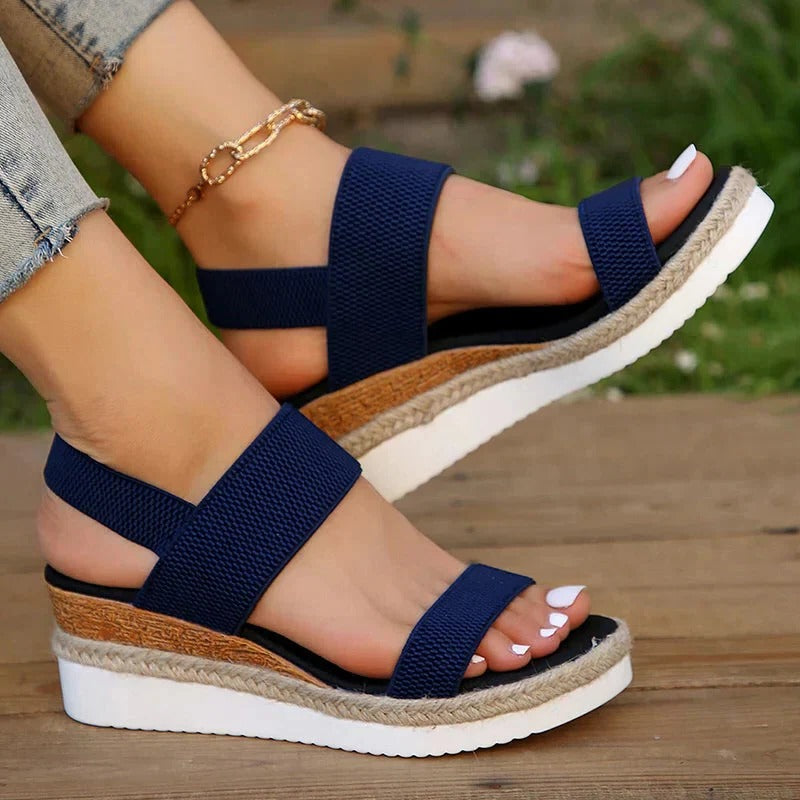 Adjustable Strap Sandals for Women - Cushioned Comfort for Wide Feet