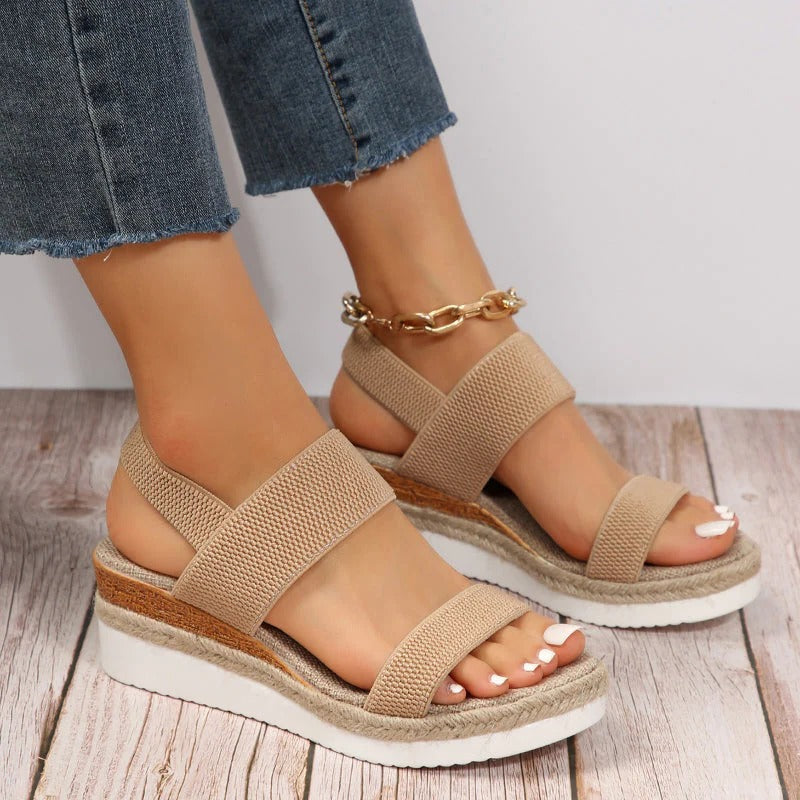 Adjustable Strap Sandals for Women - Cushioned Comfort for Wide Feet