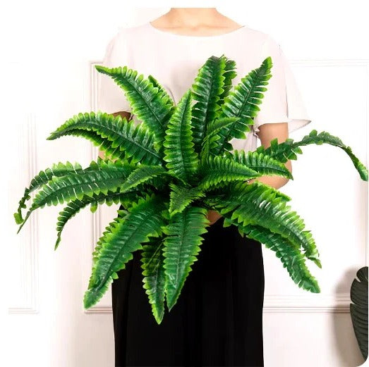 Lifelike Indoor-Outdoor Fern with UV Protection and 18 Fronds