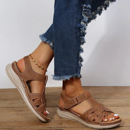 Everyday Elegance: Comfortable Women's Dress Footwear