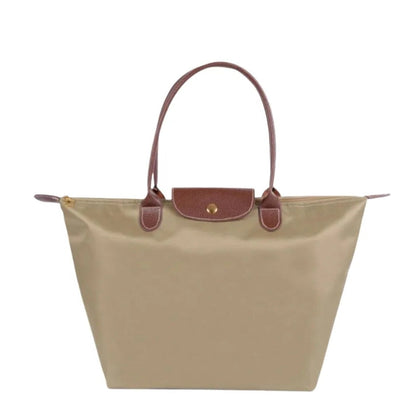 Elegant Top-Handle Handbag with Ample Space and Classic Style