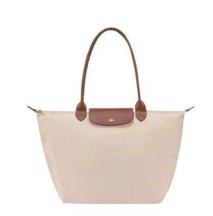 Elegant Top-Handle Handbag with Ample Space and Classic Style