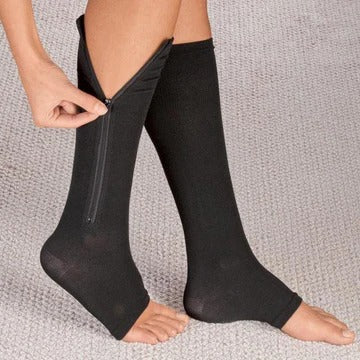 Easy-On Compression Socks with Supportive Calf Design