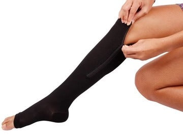 Easy-On Compression Socks with Supportive Calf Design
